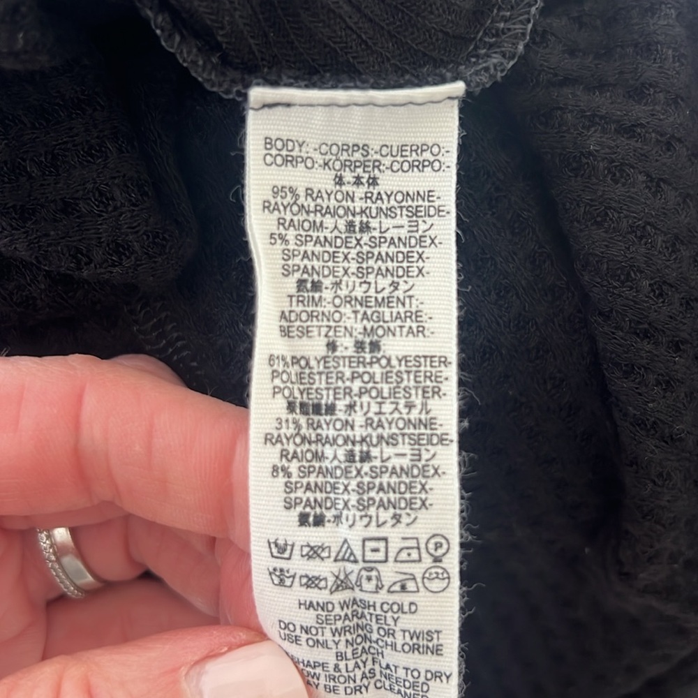 FREE PEOPLE black tunic size small - Picture 5 of 5